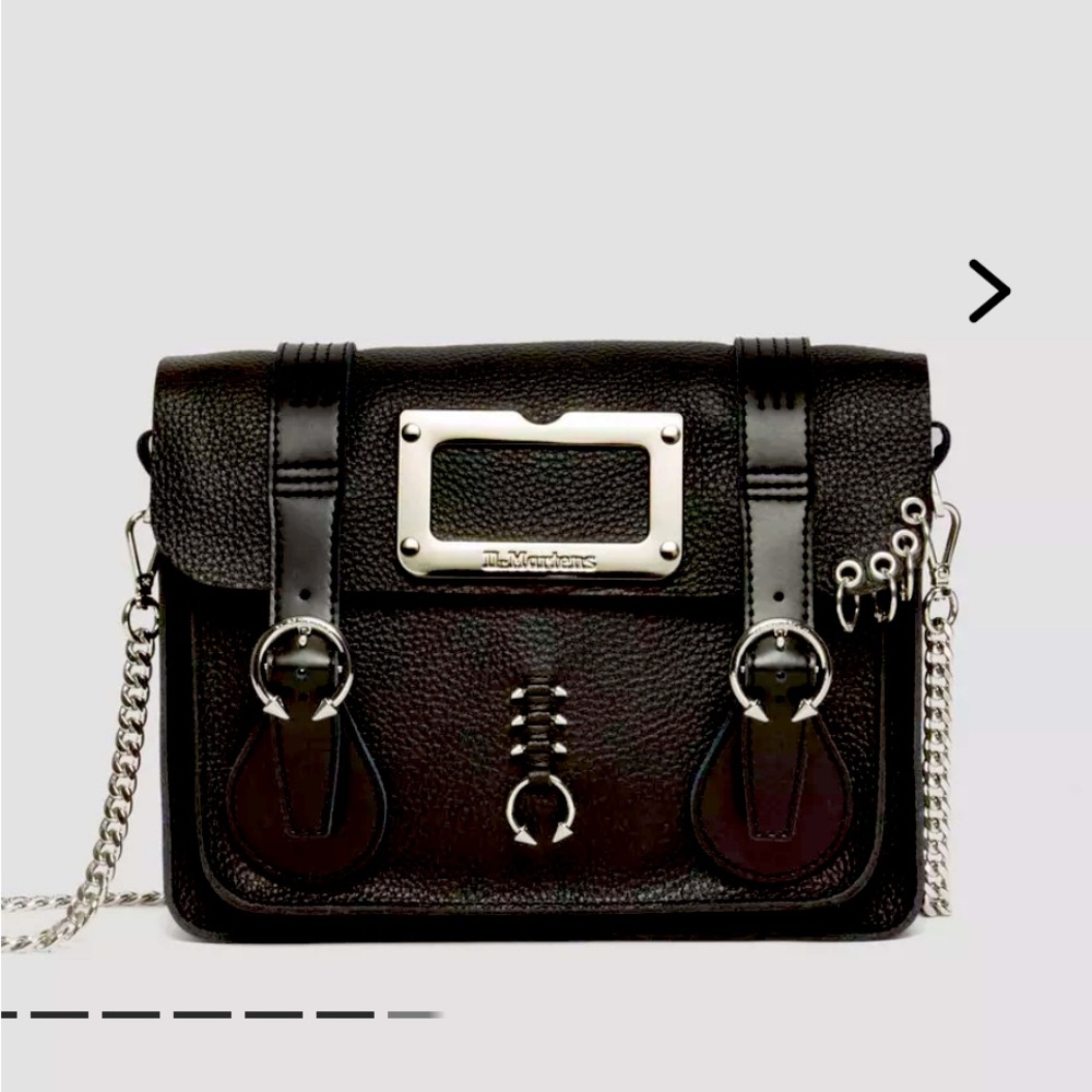 Dr Martens pierced bag 11 inch